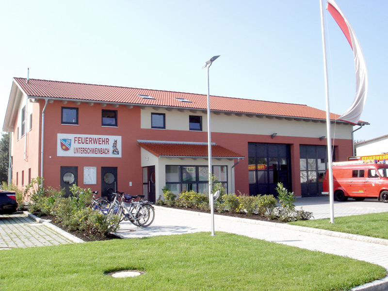 Feuerwehr Unterschweinbach Außen, Referenz von Fliesen Holzinger