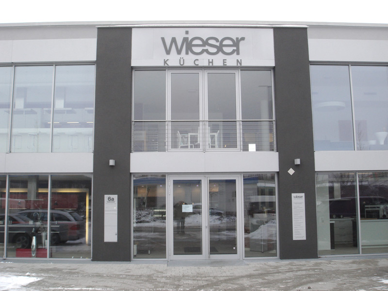 Wieser Küchen Außen Außen.jpg, Referenz von Fliesen Holzinger